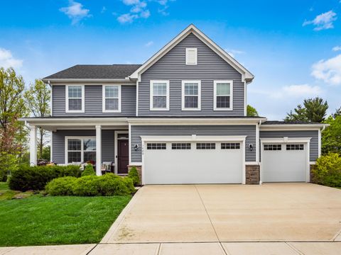 Photo of 1400 Redtop Court, Marysville, OH 43040 (MLS # 226015027)