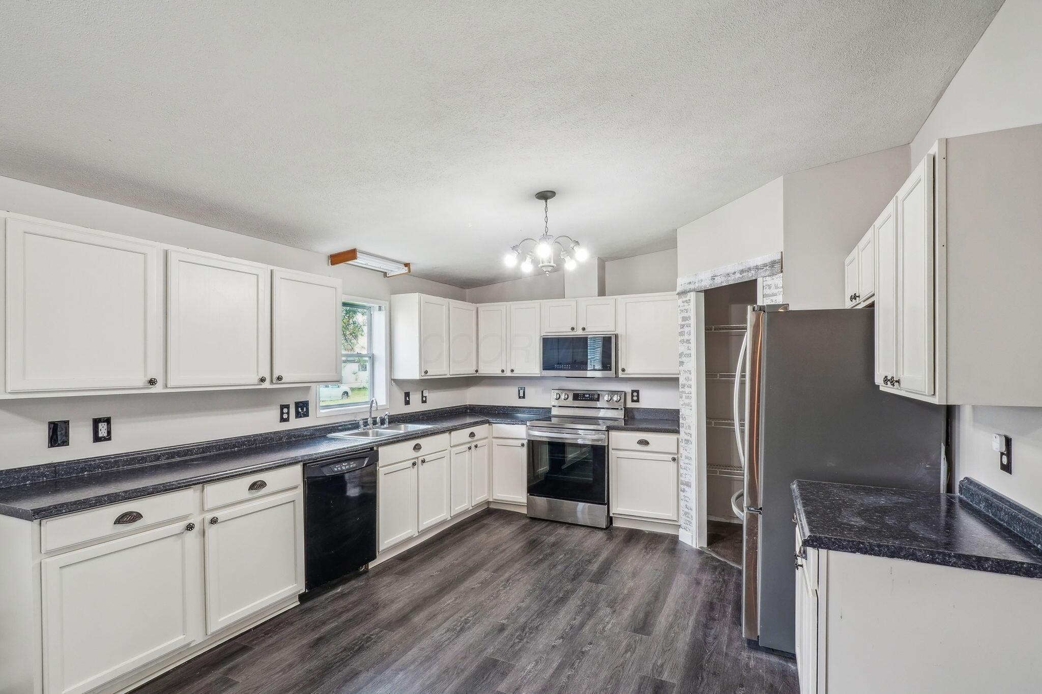 102 Woodcrest Drive, Marysville, Ohio image 16