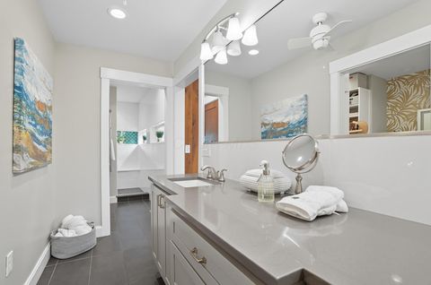 Tiny photo for 180 S Riverview Street, Dublin, OH 43017 (MLS # 226005497)