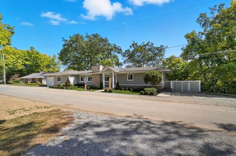 Tiny photo for 180 S Riverview Street, Dublin, OH 43017 (MLS # 226005497)