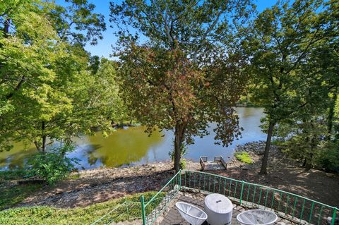 Tiny photo for 180 S Riverview Street, Dublin, OH 43017 (MLS # 226005497)