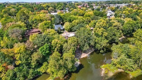 Tiny photo for 180 S Riverview Street, Dublin, OH 43017 (MLS # 226005497)