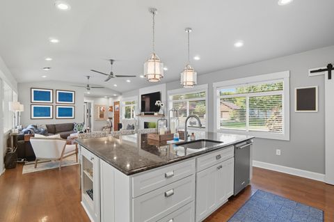 Tiny photo for 180 S Riverview Street, Dublin, OH 43017 (MLS # 226005497)