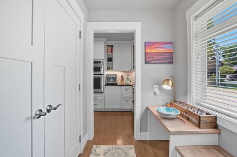 Tiny photo for 180 S Riverview Street, Dublin, OH 43017 (MLS # 226005497)