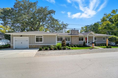 Tiny photo for 180 S Riverview Street, Dublin, OH 43017 (MLS # 226005497)