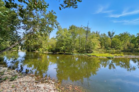 Tiny photo for 180 S Riverview Street, Dublin, OH 43017 (MLS # 226005497)