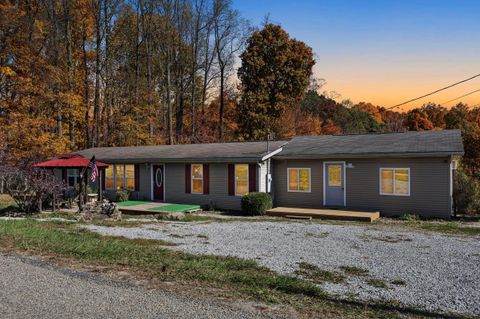 Photo of 9176 Baker Road NE, Saint Louisville, OH 43071 (MLS # 226010482)