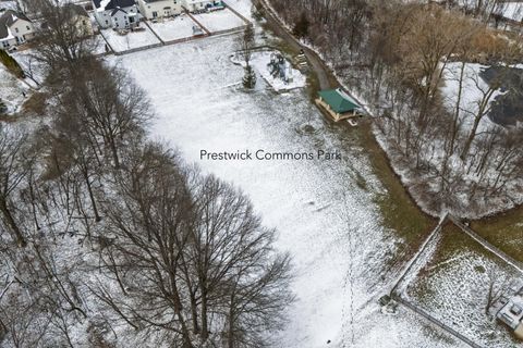 Tiny photo for 9230 Echo Hill Court, Columbus, OH 43240 (MLS # 226005354)