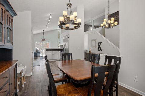 Tiny photo for 9230 Echo Hill Court, Columbus, OH 43240 (MLS # 226005354)