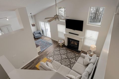 Tiny photo for 9230 Echo Hill Court, Columbus, OH 43240 (MLS # 226005354)