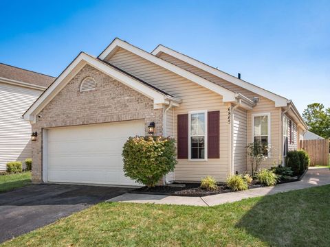 Photo of 6865 Manor Crest Lane, Canal Winchester, OH 43110 (MLS # 226014503)