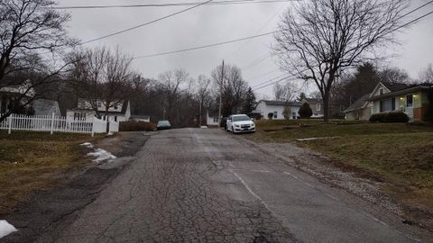 Homes For Sale - 664 Smithfield Avenue<br/> Lancaster, OH 43130