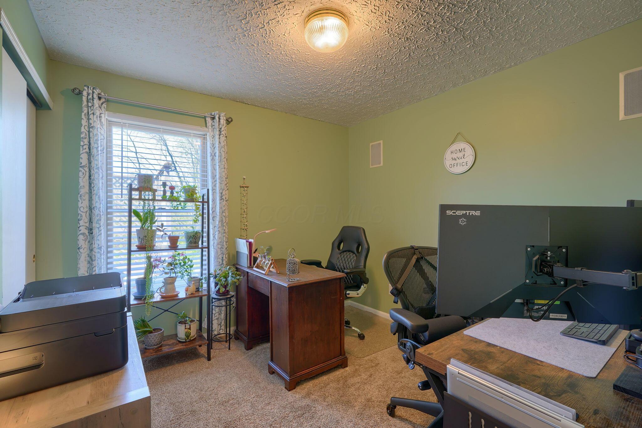1297 Creekview Drive, Marysville, Ohio image 32