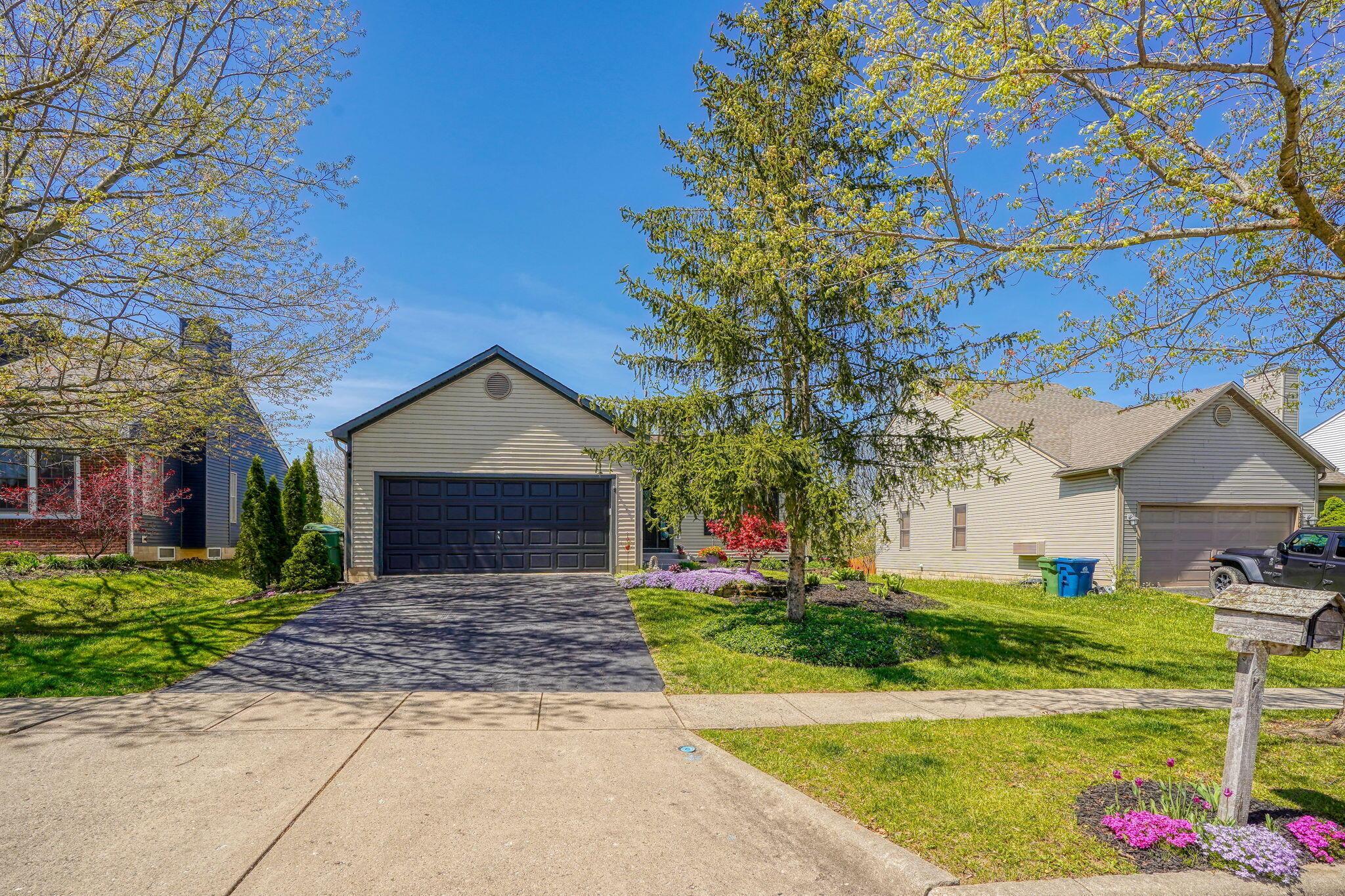 1297 Creekview Drive, Marysville, Ohio image 4