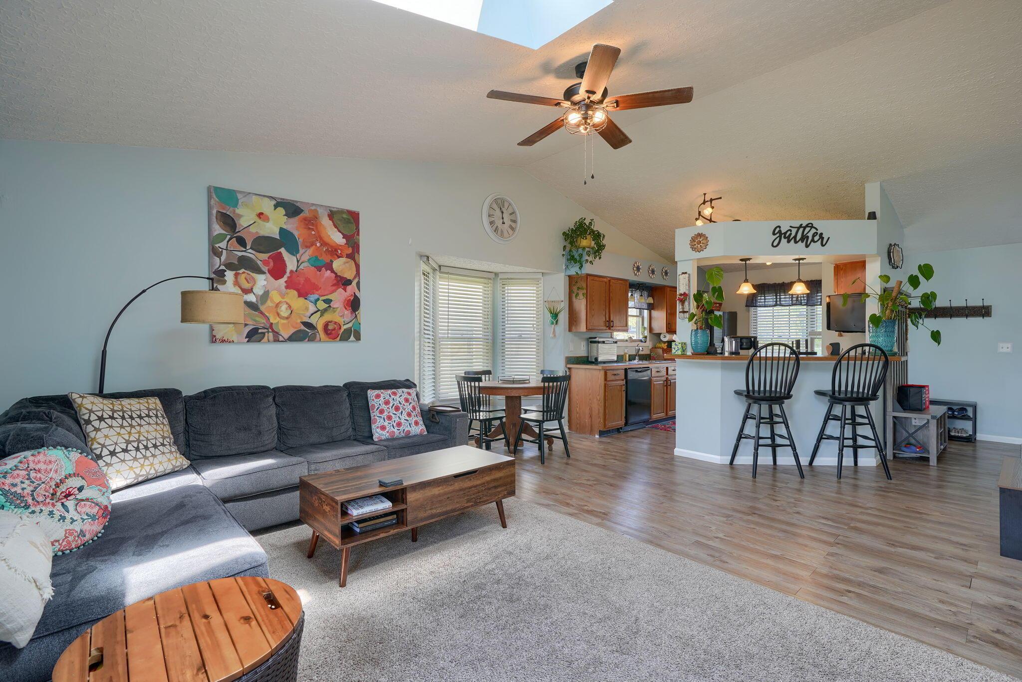 1297 Creekview Drive, Marysville, Ohio image 24