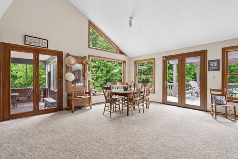 Tiny photo for 1525 Cole Road, Columbus, OH 43228 (MLS # 226022775)