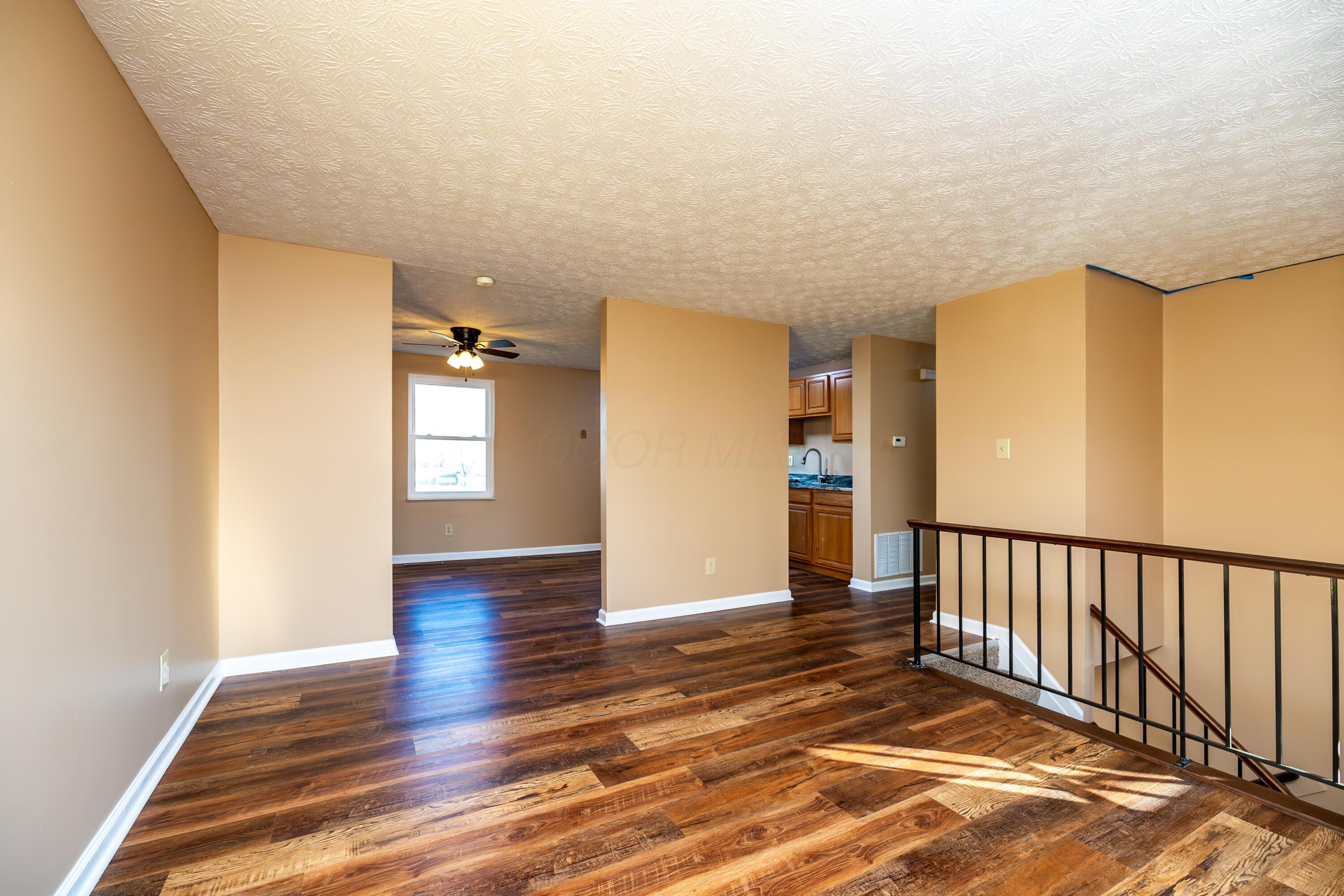 2128 Jade Street, Grove City, Ohio image 5
