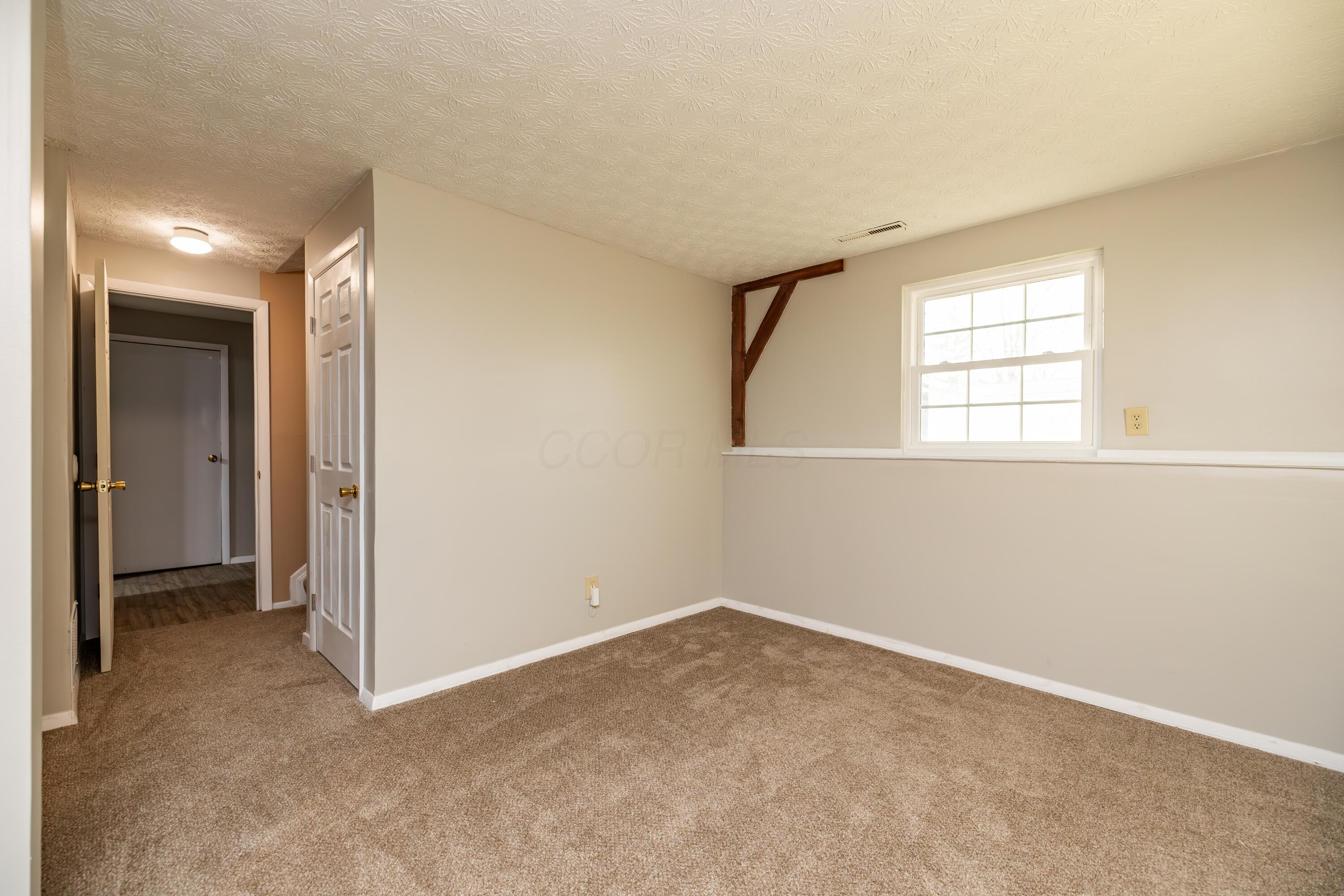 2128 Jade Street, Grove City, Ohio image 27