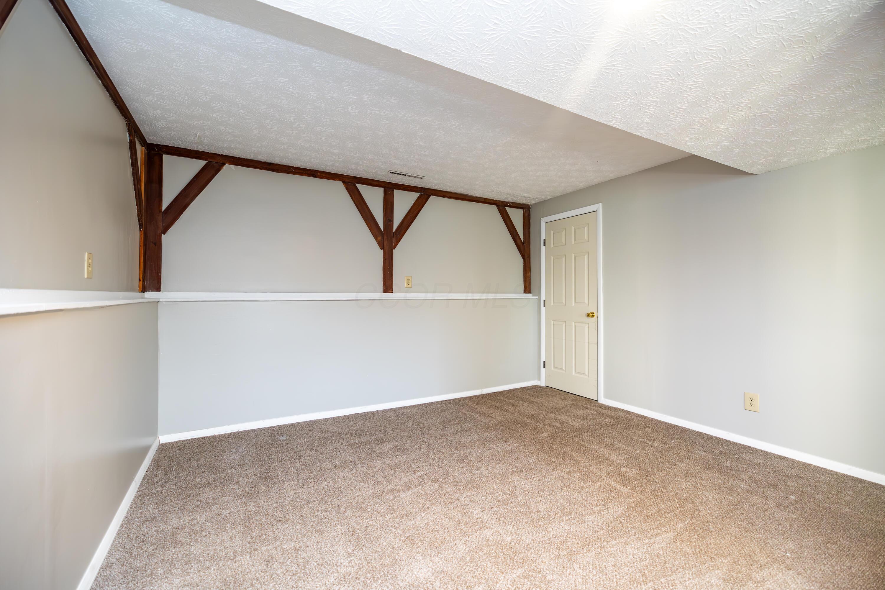 2128 Jade Street, Grove City, Ohio image 21