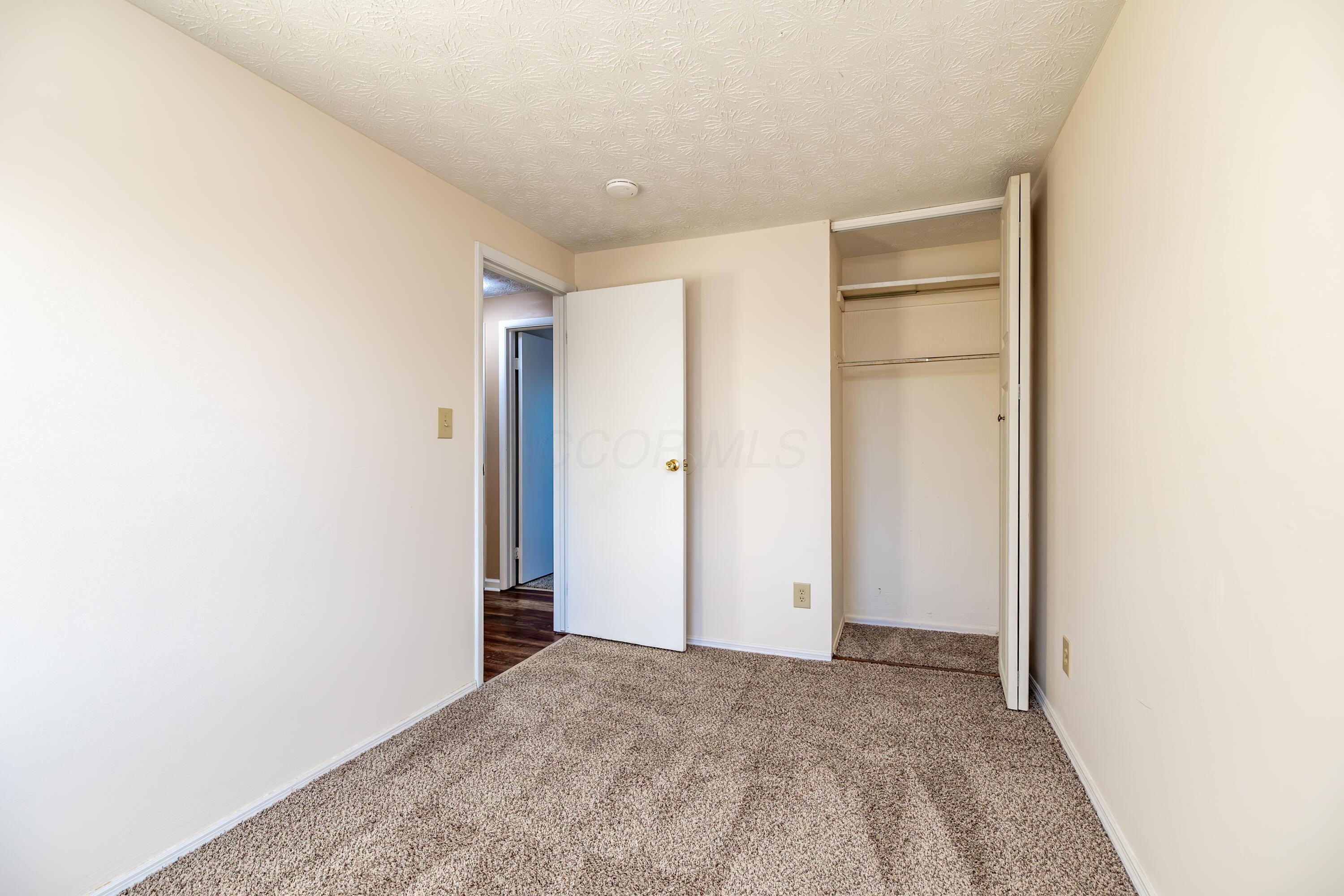 2128 Jade Street, Grove City, Ohio image 17