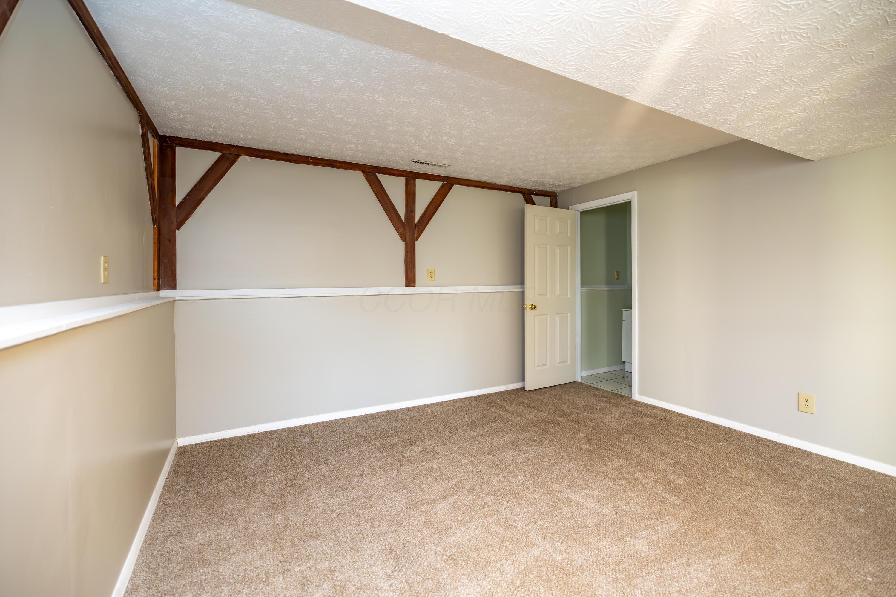 2128 Jade Street, Grove City, Ohio image 24