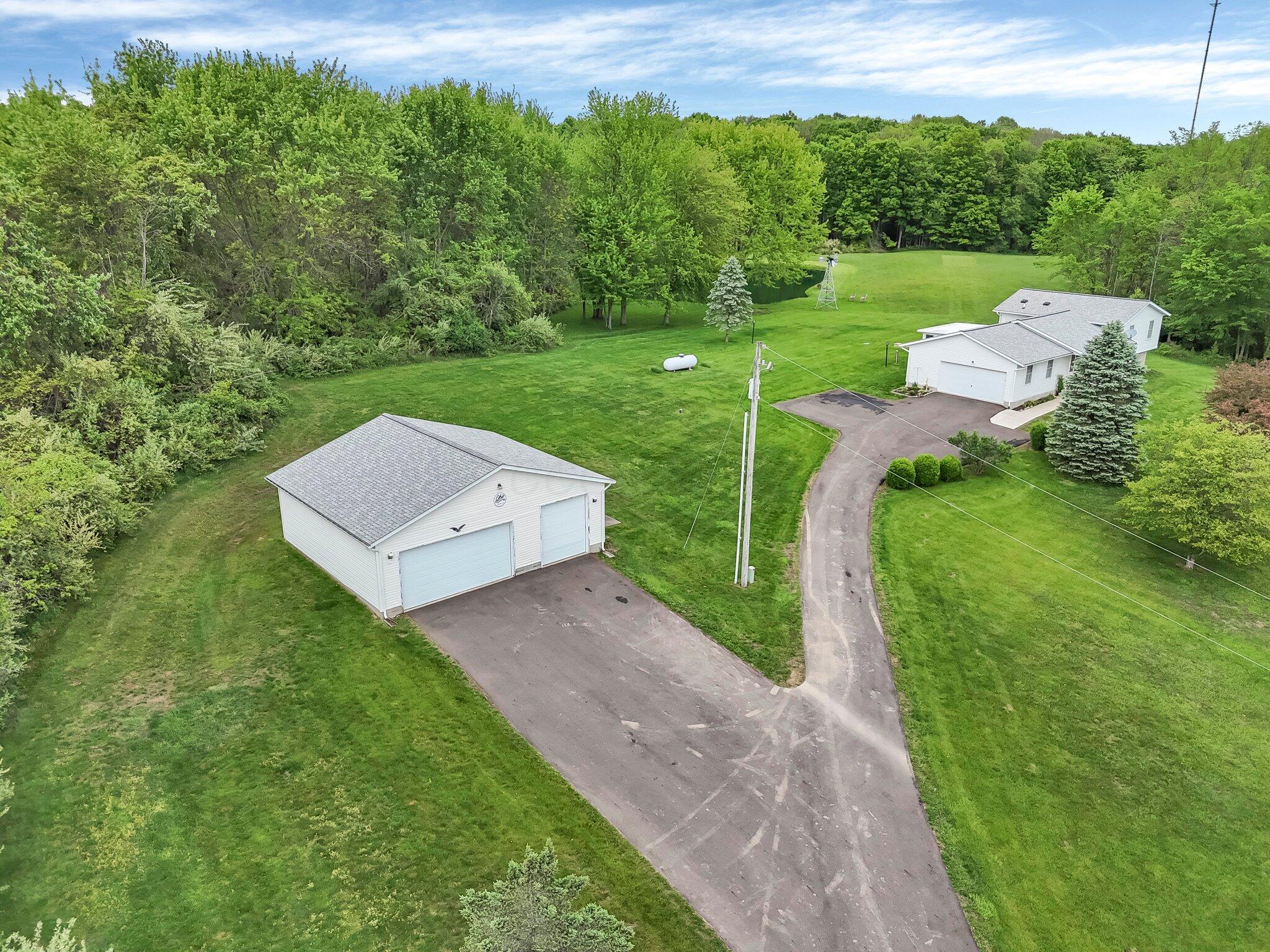 6301 Columbus Road, Centerburg, Ohio image 19