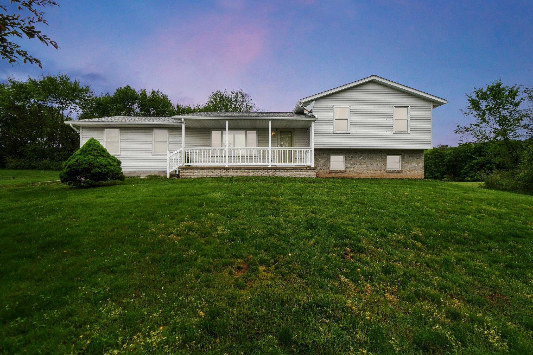 6301 Columbus Road, Centerburg, Ohio image 1