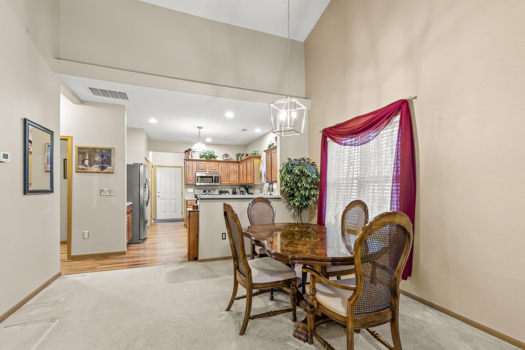101 Flint Rock Drive, Delaware, Ohio image 18