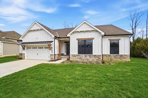 Photo of 14103 SW Sunladen Drive SW, Reynoldsburg, OH 43068 (MLS # 226005831)