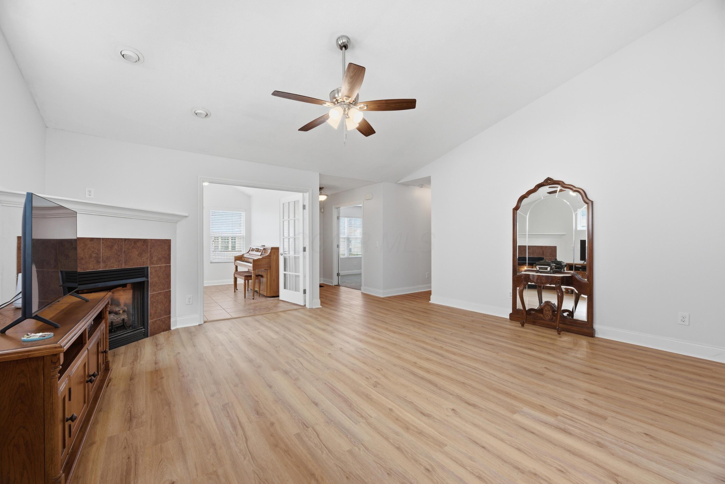 156 Sandrala Drive 26