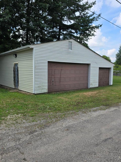 Tiny photo for 6028 Radekin Road, Columbus, OH 43232 (MLS # 226025946)
