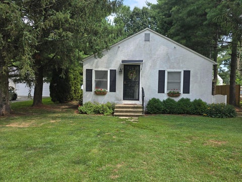 Photo of 6028 Radekin Road, Columbus, OH 43232 (MLS # 226025946)