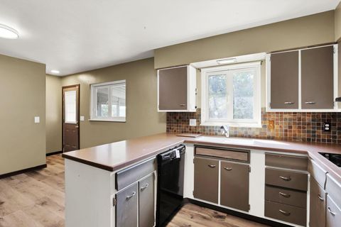 Tiny photo for 4455 Kenfield Road, Columbus, OH 43224 (MLS # 225037476)
