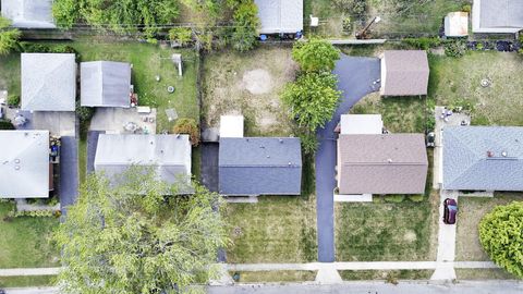 Tiny photo for 4455 Kenfield Road, Columbus, OH 43224 (MLS # 225037476)