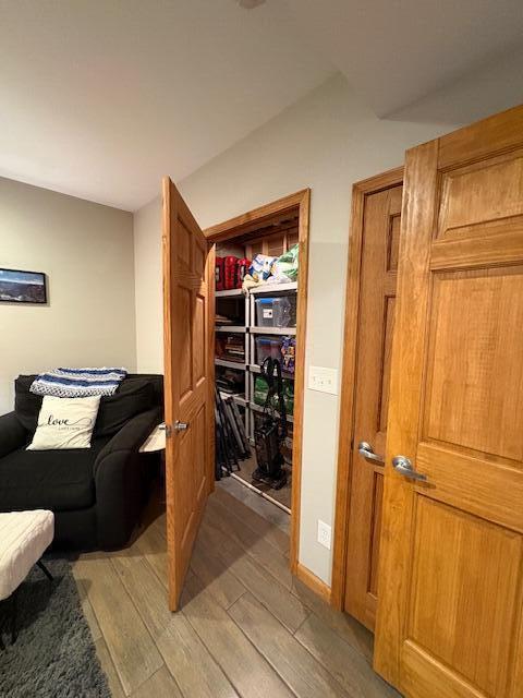 Alexandria, Ohio, 43001, United States, 5 Bedrooms Bedrooms, ,4 BathroomsBathrooms,Residential,Active,2043807