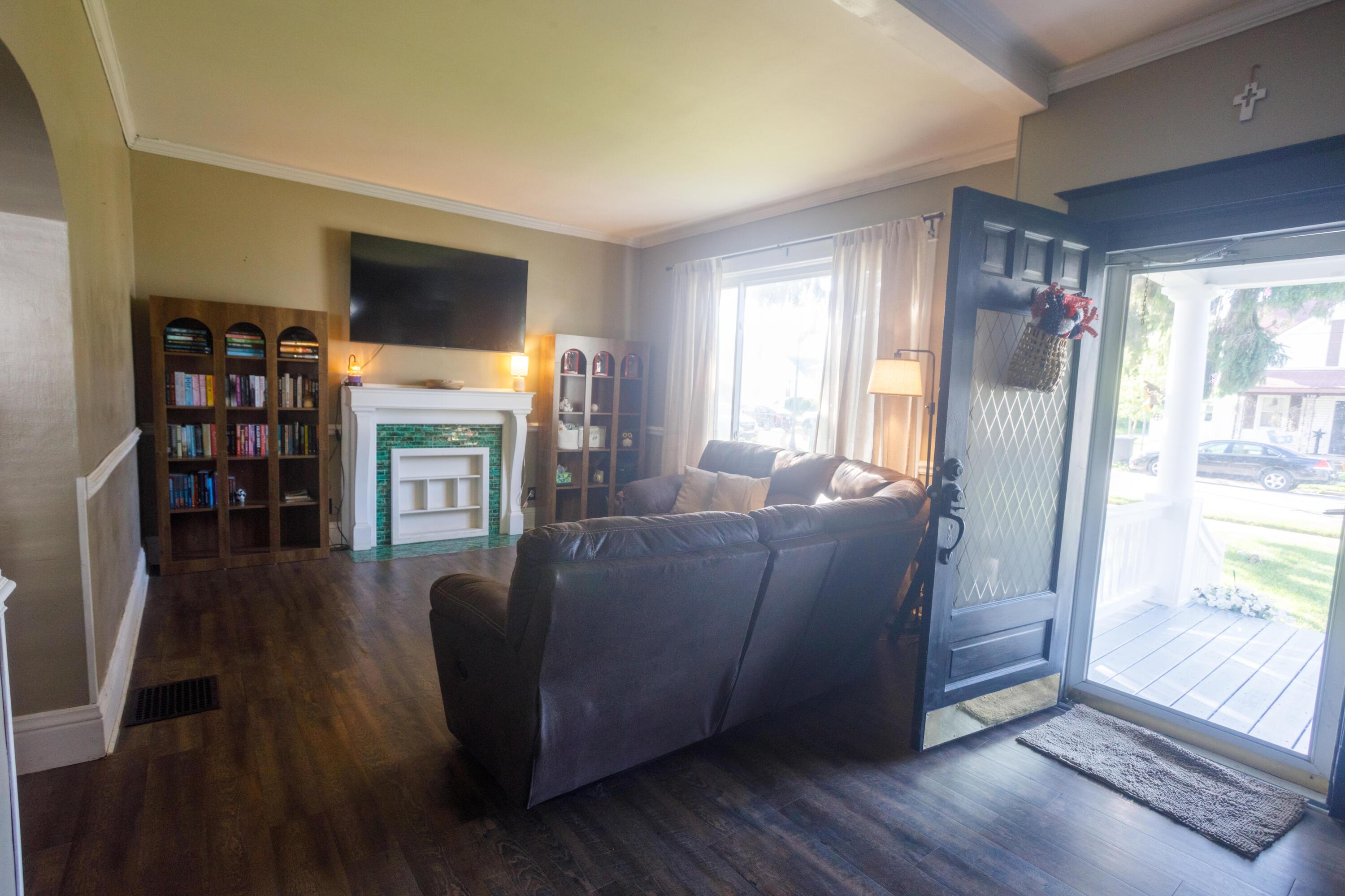 135 W Mound Street