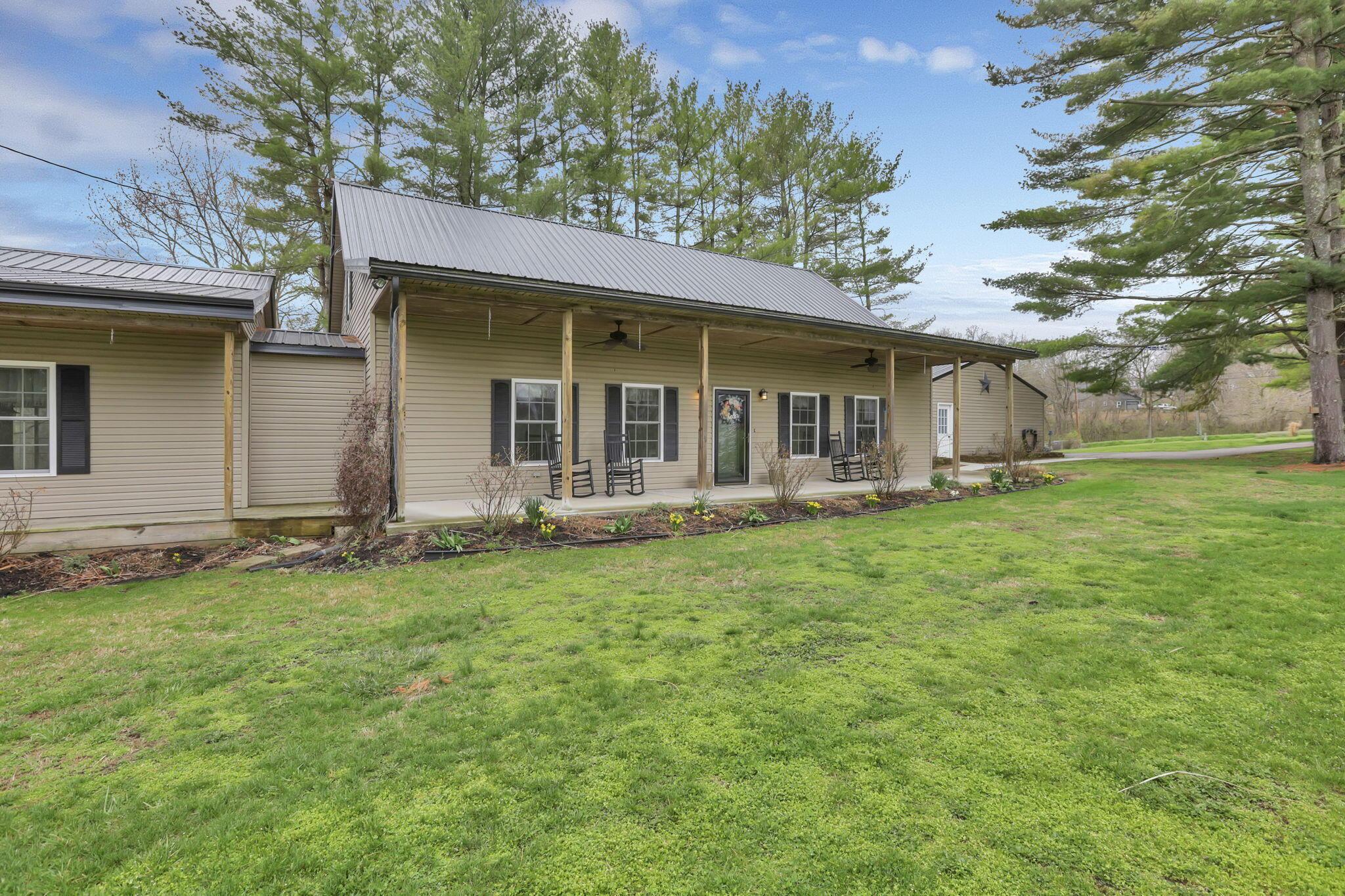 18738 State Route 327, Laurelville, Ohio image 2