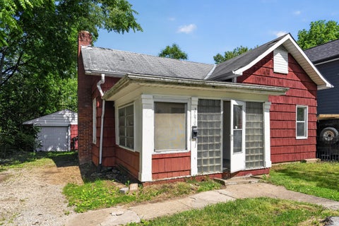 Photo of 2670 Berrell Avenue, Columbus, OH 43211 (MLS # 226020281)