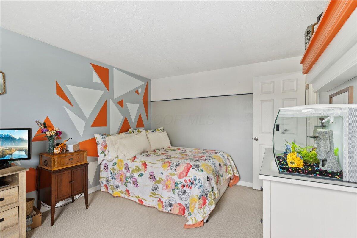 3776 Farm Brook Lane, Columbus, Ohio image 17