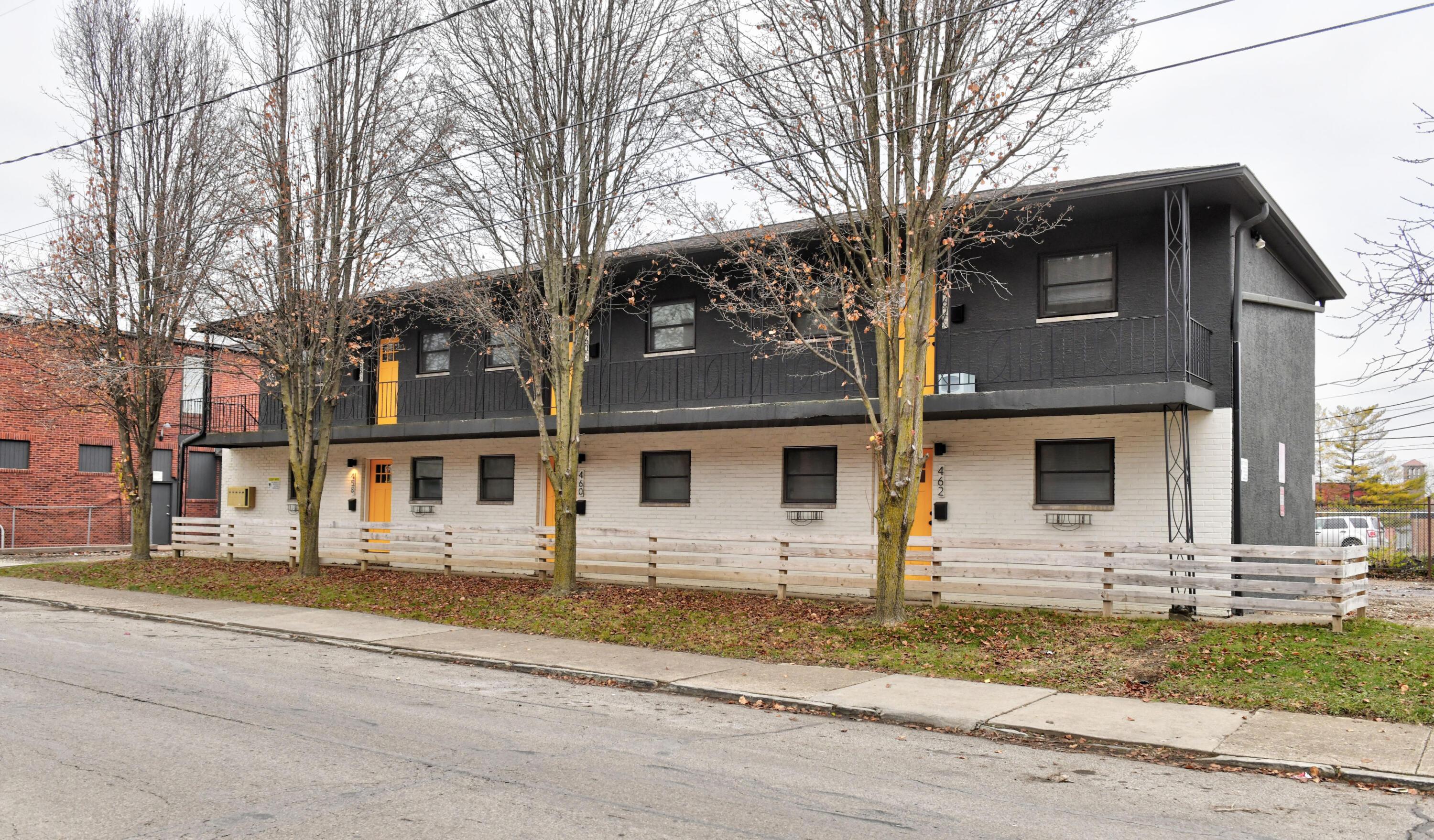 1445 E Main Street 1447