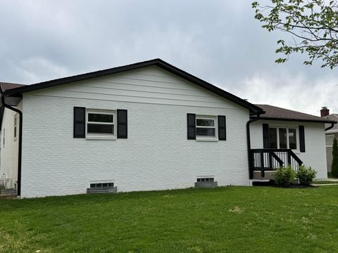 Photo of 2691 Maplewood Drive, Columbus, OH 43231 (MLS # 226013277)