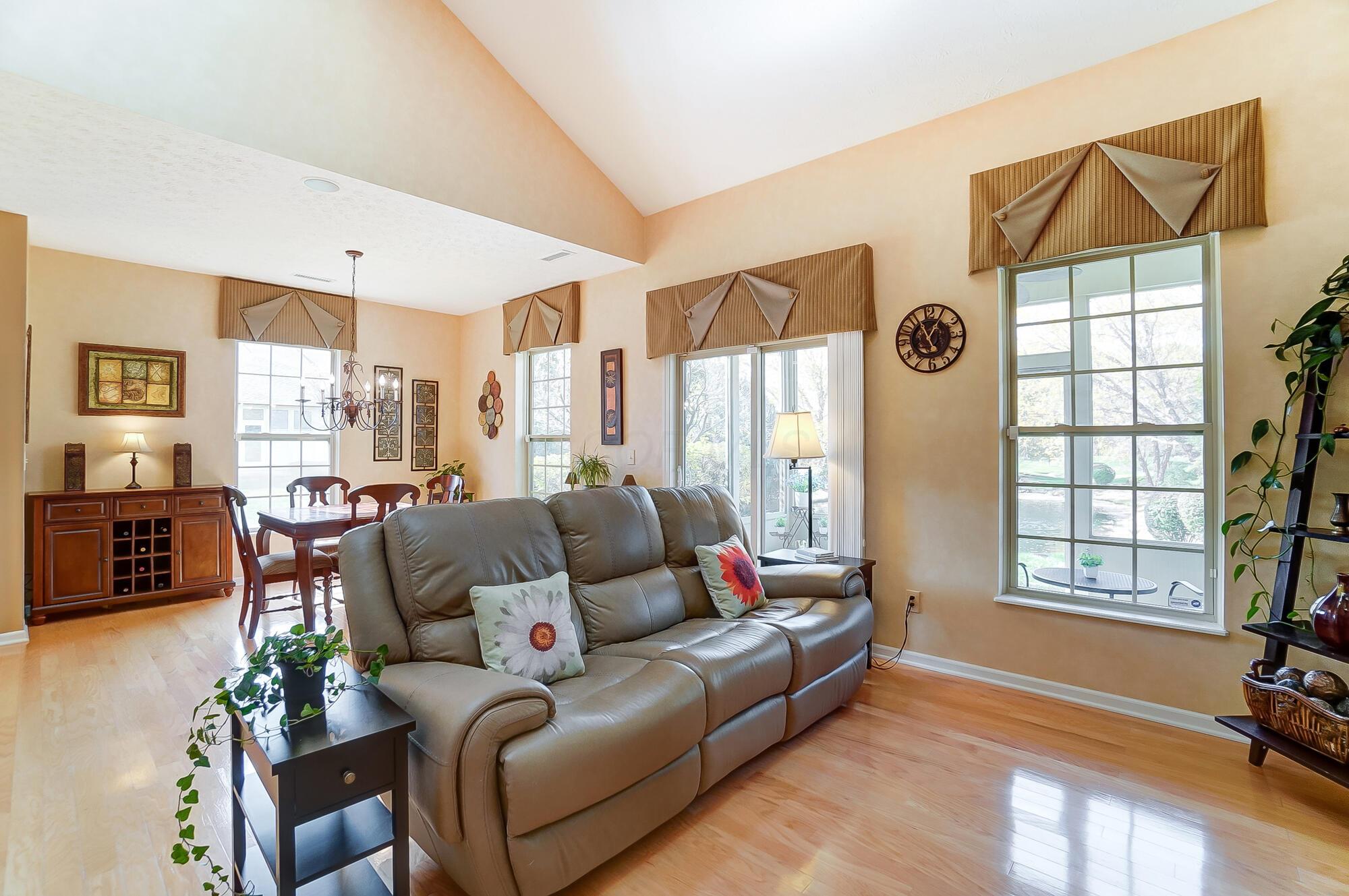 209 Postage Circle, Pickerington, Ohio image 14