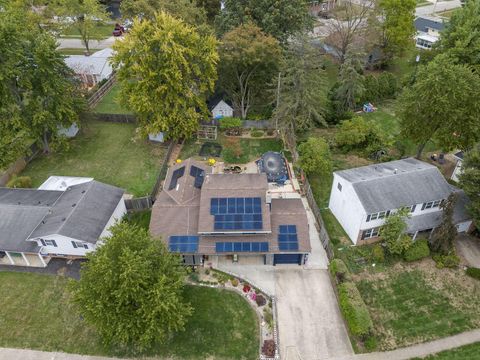 Tiny photo for 300 Dunbarton Road, Columbus, OH 43230 (MLS # 225039493)