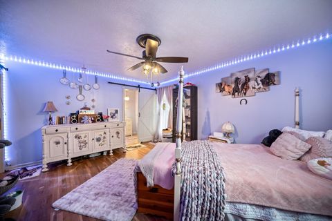 Tiny photo for 300 Dunbarton Road, Columbus, OH 43230 (MLS # 225039493)