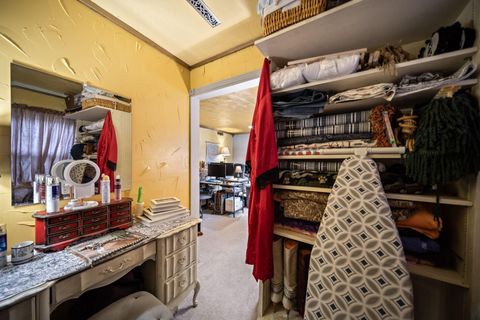 Tiny photo for 300 Dunbarton Road, Columbus, OH 43230 (MLS # 225039493)