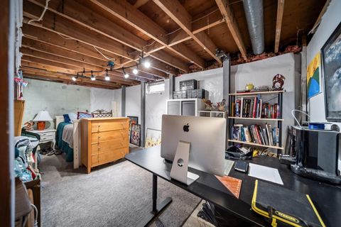 Tiny photo for 300 Dunbarton Road, Columbus, OH 43230 (MLS # 225039493)