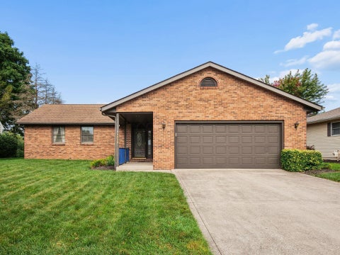 Photo of 4439 Dawn Drive, Grove City, OH 43123 (MLS # 226033171)