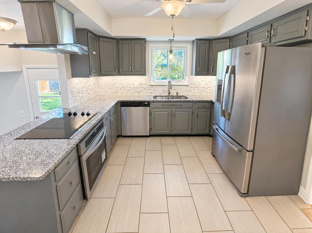 Photo of 4720 Mcbane Court, Columbus, OH 43220 (MLS # 226040458)