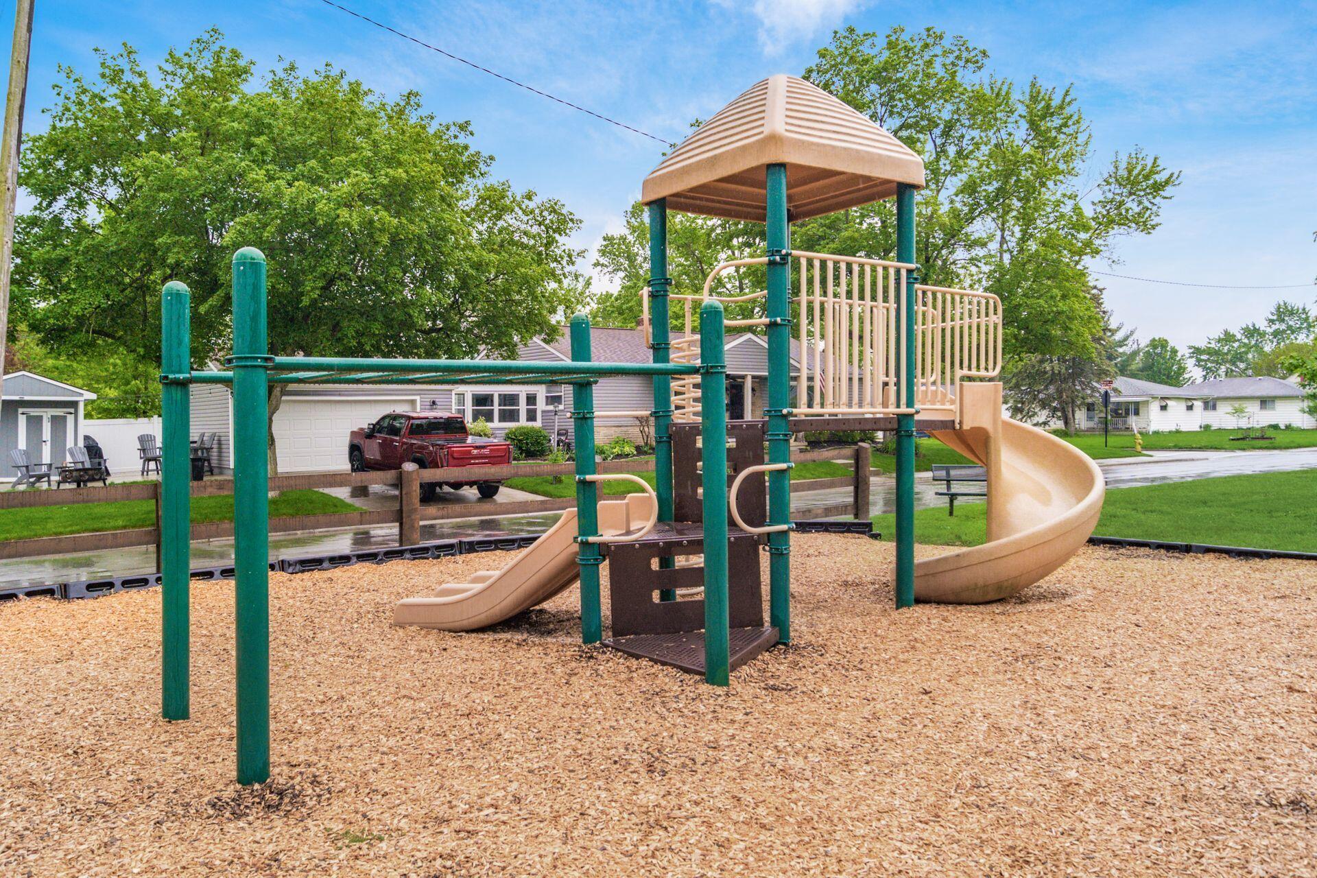 4173 Arbutus Avenue, Grove City, Ohio image 45