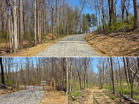 Photo of 0 Stockdale Lane (Tract 5 at Muskingum Woods) #(Tract 5 at Muskingu, Zanesville, OH 43701 (MLS # 226012944)